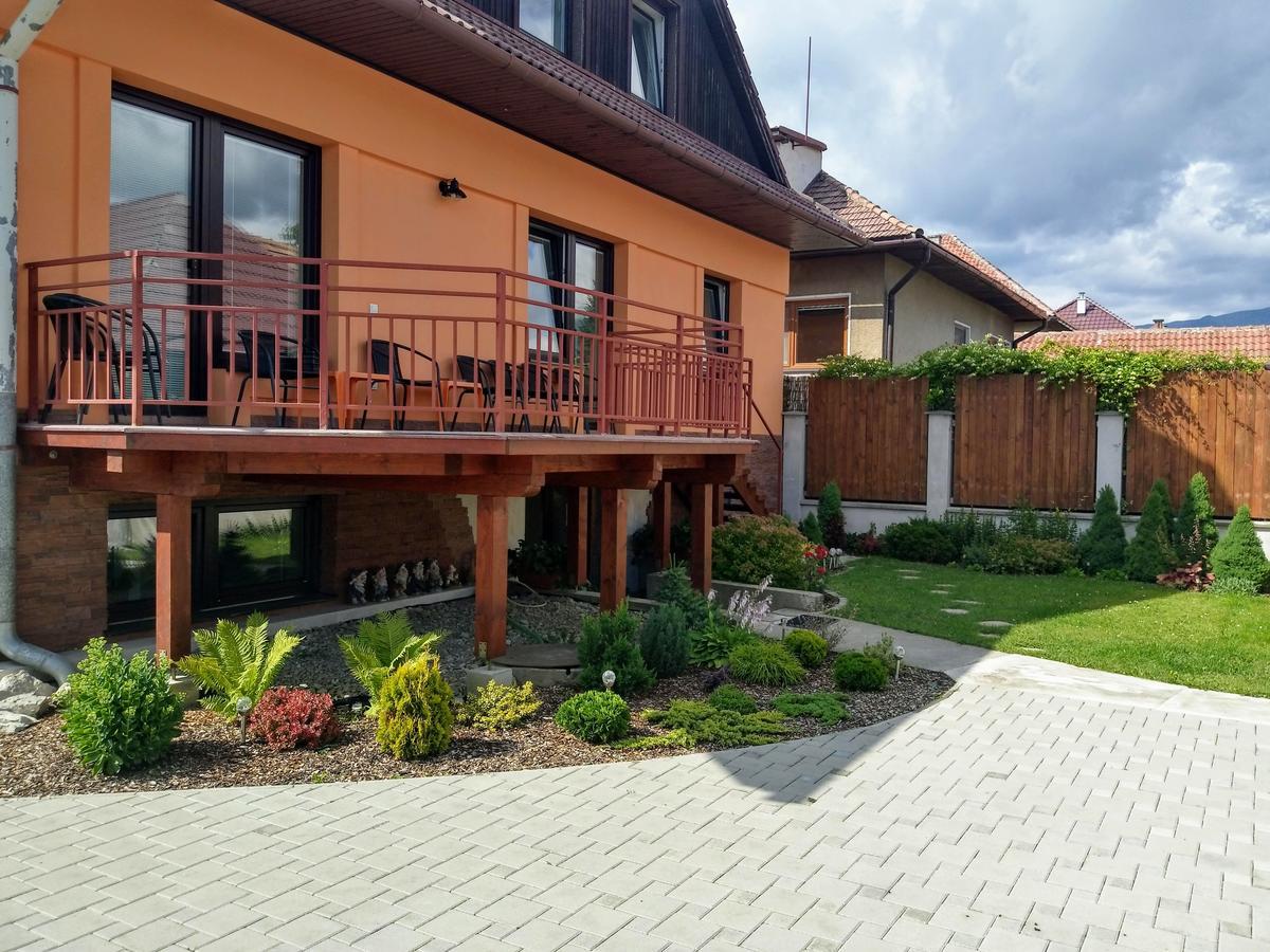 Sarmir Apartmany ボブロヴェッツ エクステリア 写真